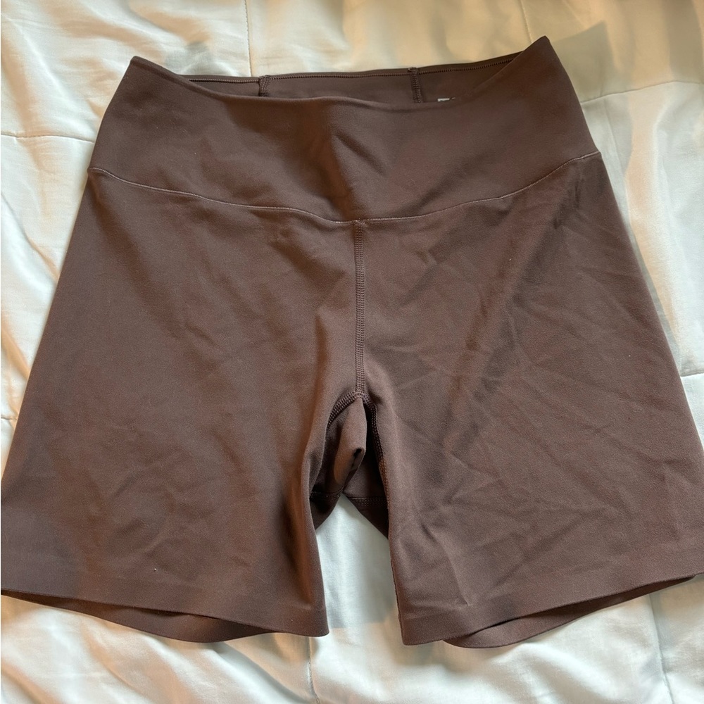 Uniqlo biker shorts size medium